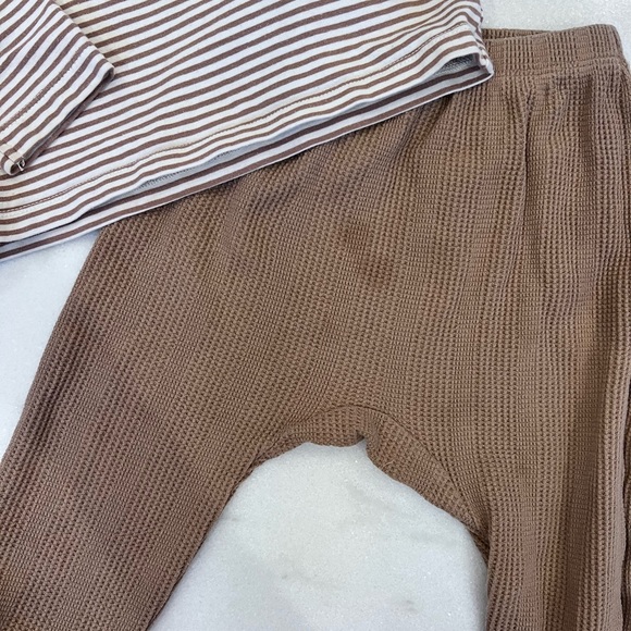 Camel stripe set 18-24 - Picture 2 of 2